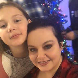 Meet your Posher, Alma